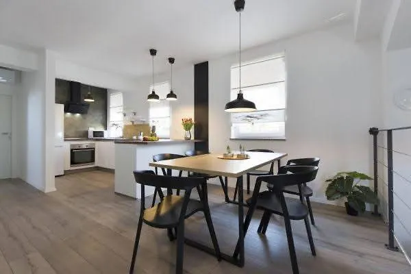 Haus Simuni Villa Kršan Vakantiehuis