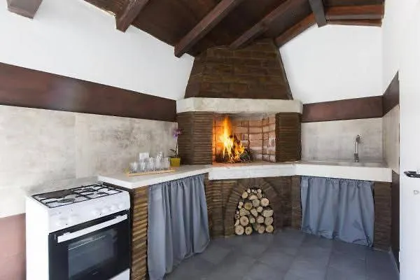 Haus Simuni Villa Kršan Vakantiehuis