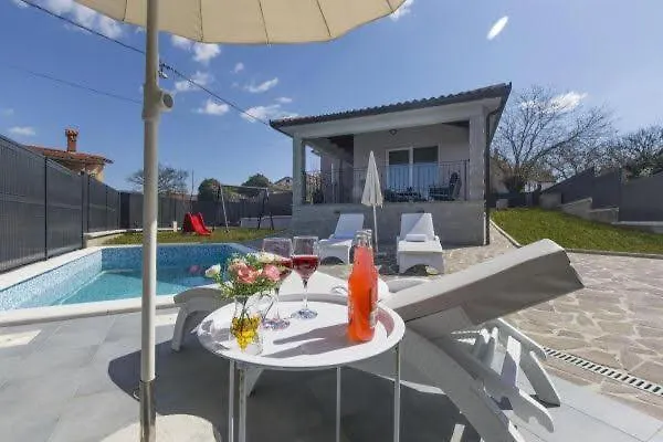 Haus Simuni Villa Kršan